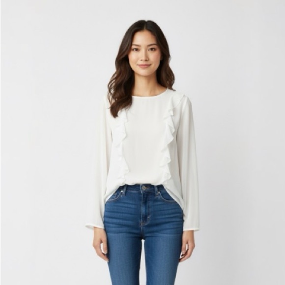 OLD NAVY Whip Cream Ruffle Top - Picture 3 of 11